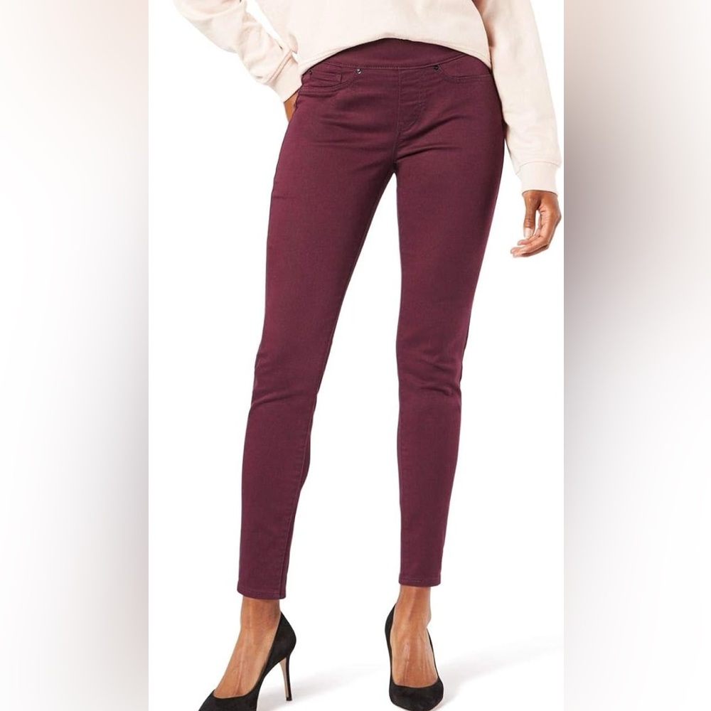 Burgundy stretchy Levi jeans - 16